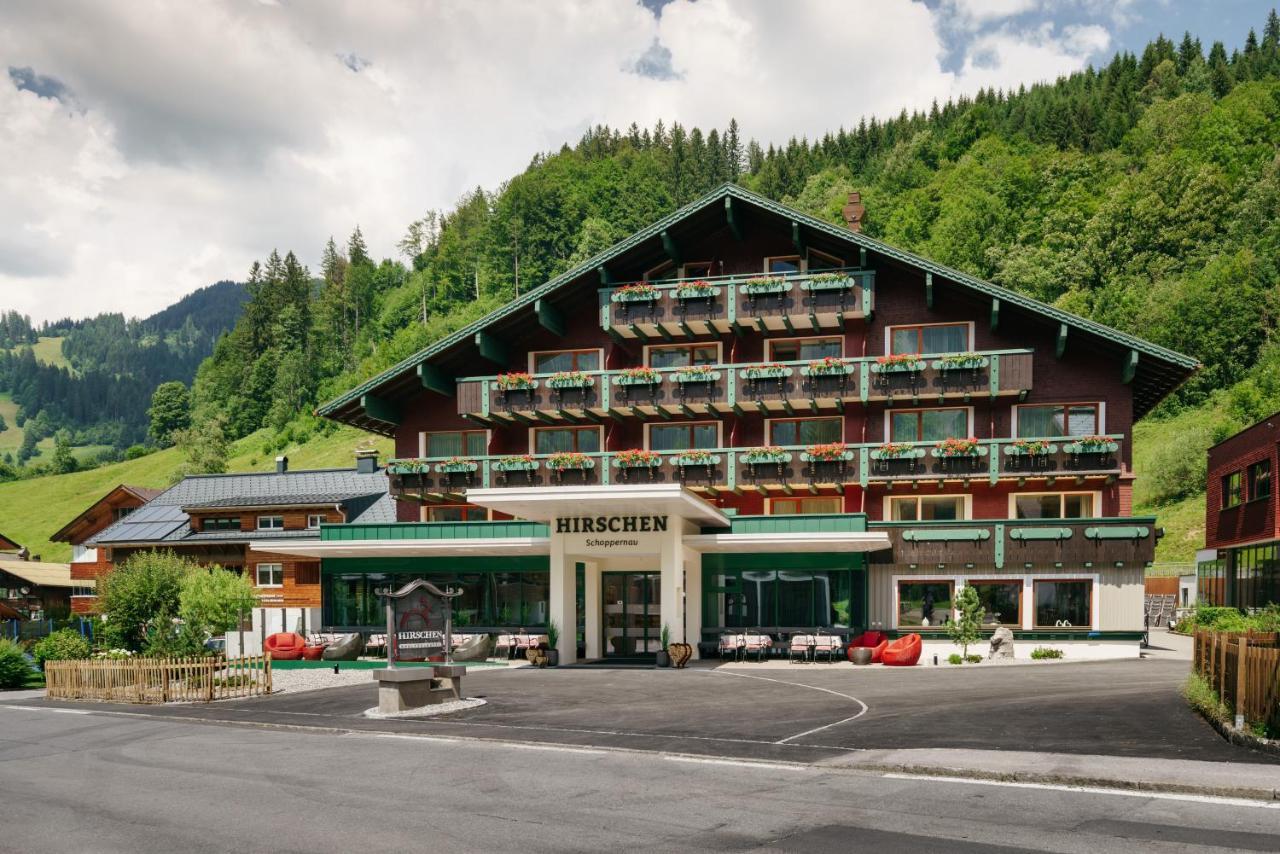 Hirschen Wohlfuehlhotel Schoppernau Exterior foto